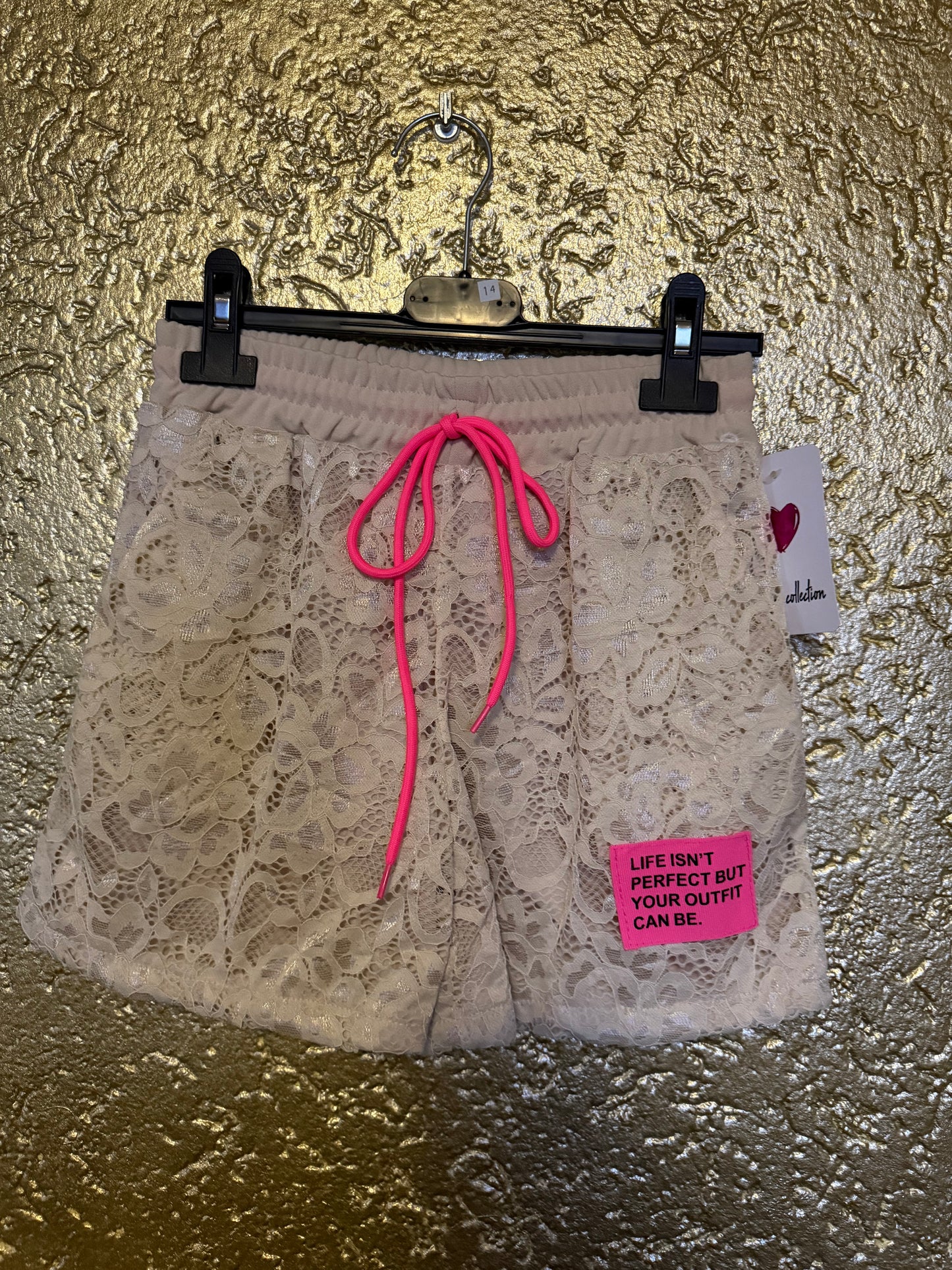 Trendy lace set beige