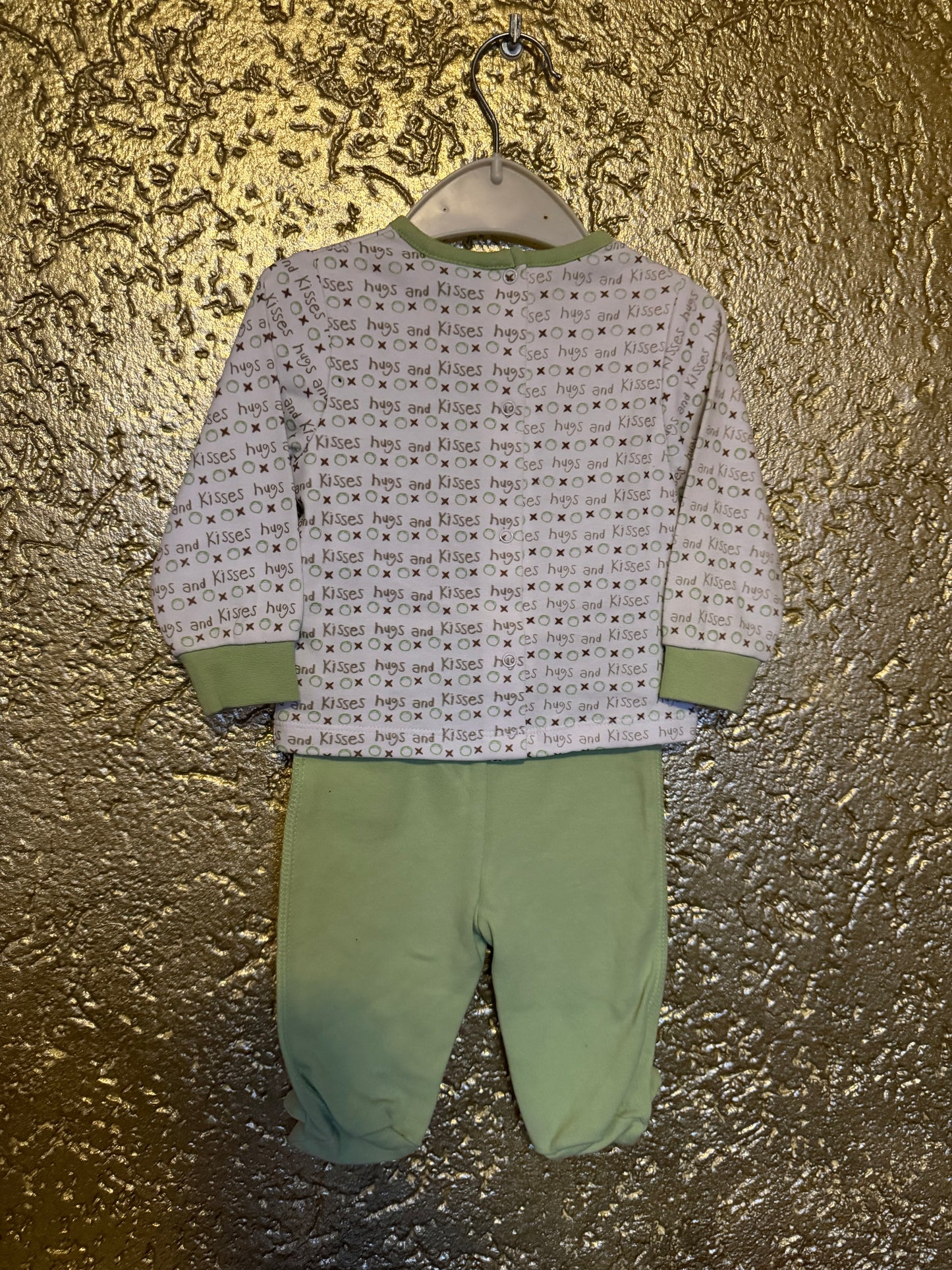Winnie the pooh pyama green