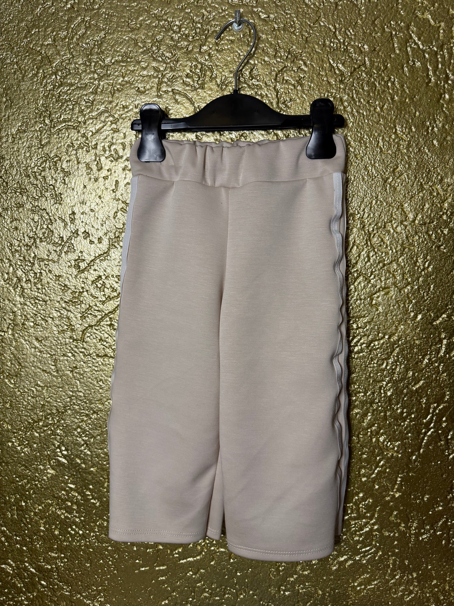 Ivory Bow lounge set