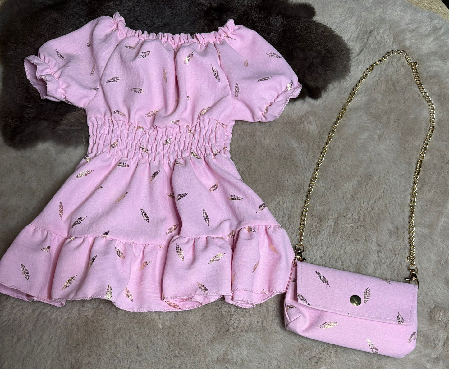 Feather dress pink