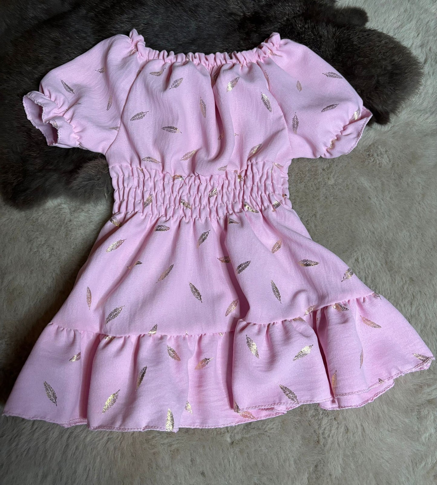 Feather dress pink