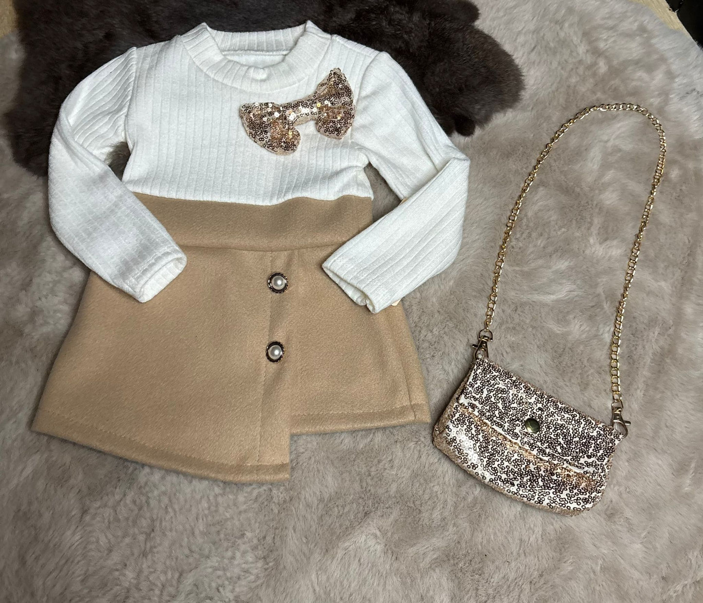 Golden bow dress