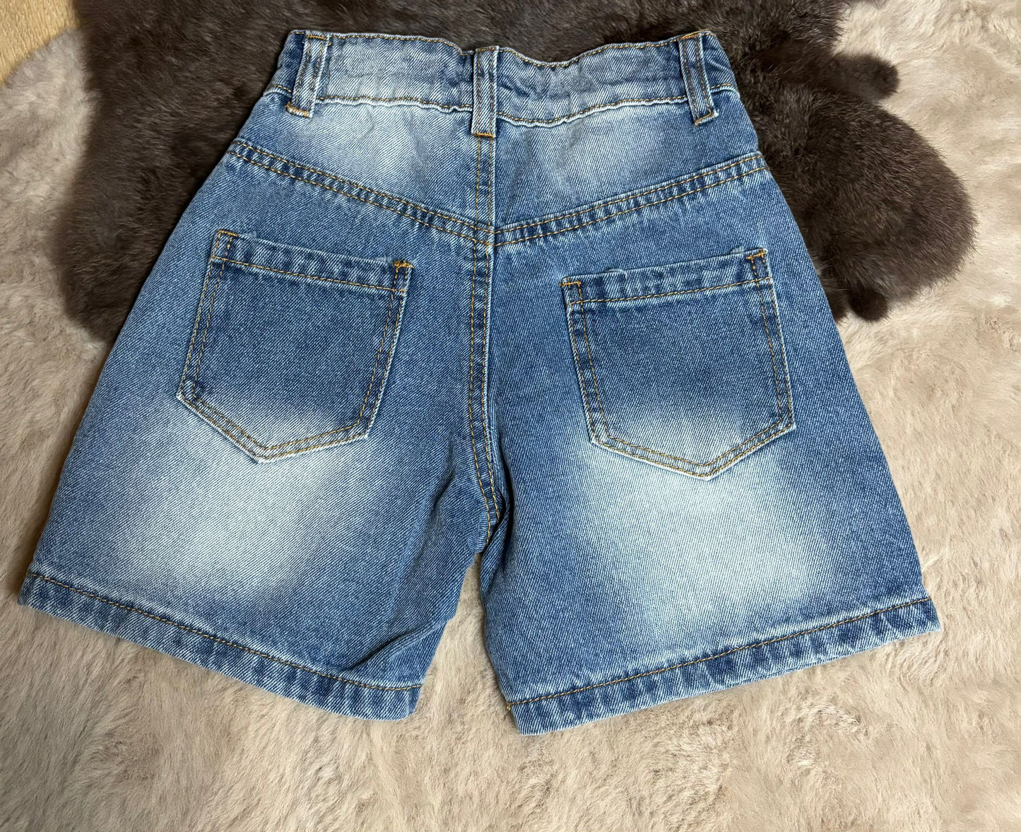 ICON short