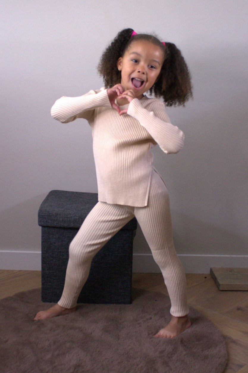 Ribbed sweater beige