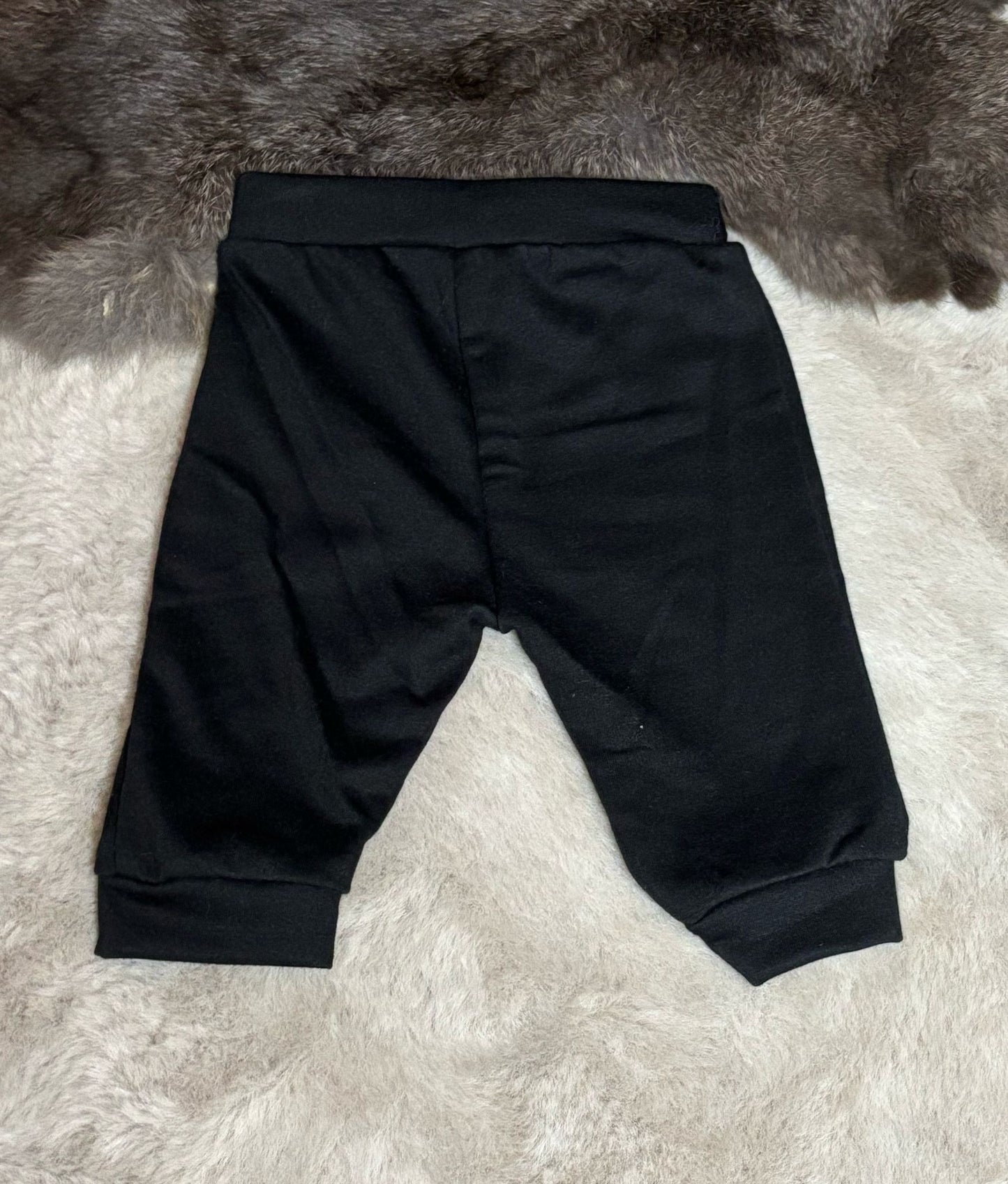 pants black