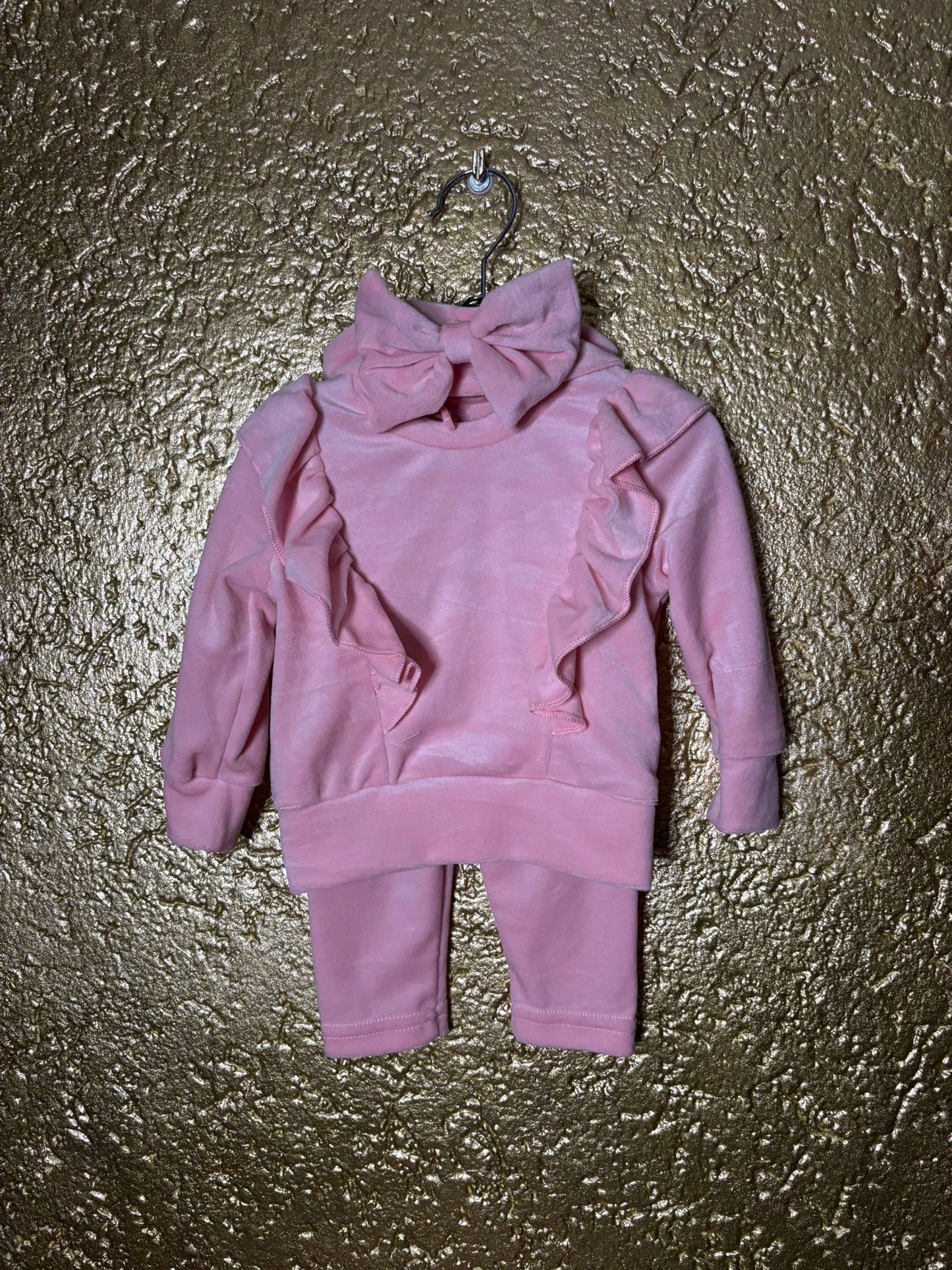 velvet ruffle set pink