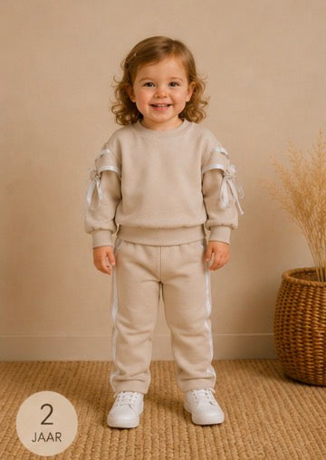 Ivory Bow lounge set