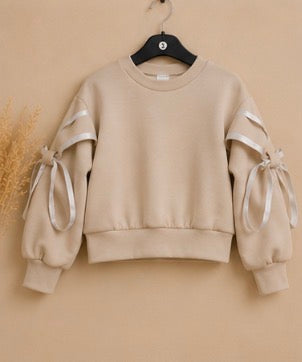 Ivory Bow lounge set