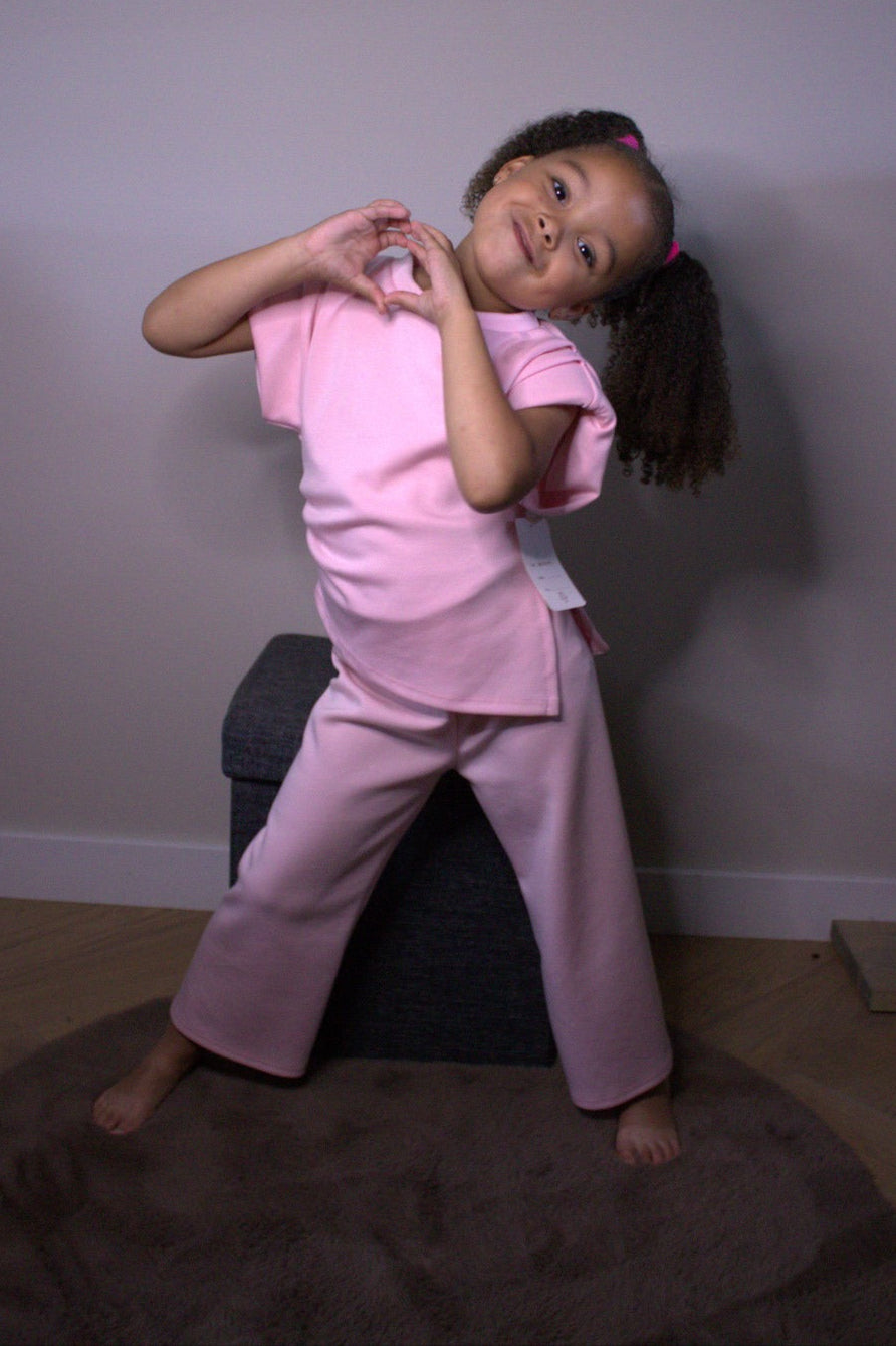 UKKI set pink