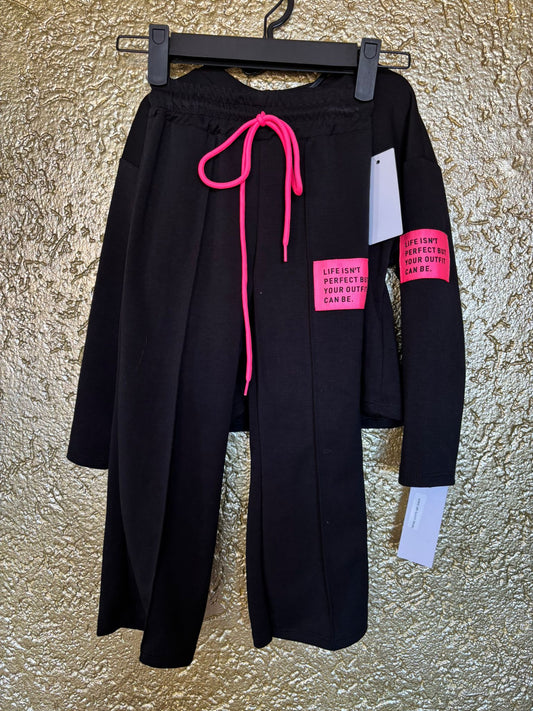 trendy comfy set black